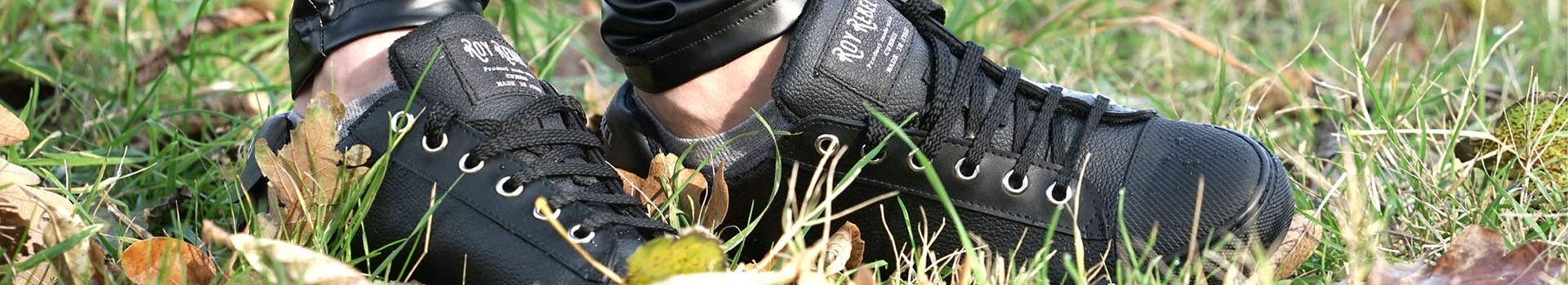 Zapatos Roy Rebel total black sin animales, hidrófugas y antideslizantes